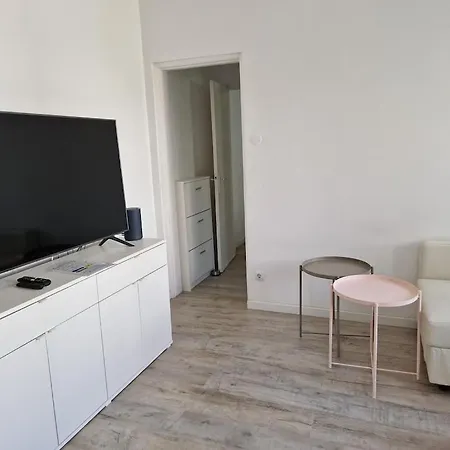 Vine Garden Дом отдыха Эшторил